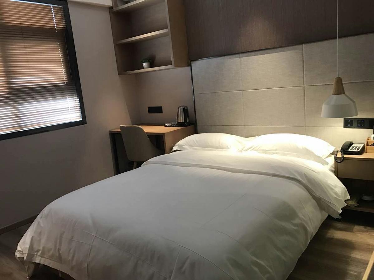 Yat House Hotel Гуанджоу Екстериор снимка