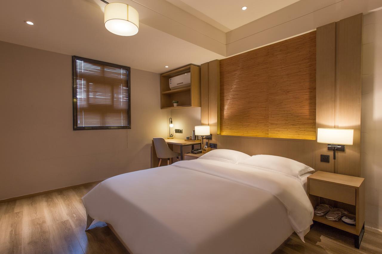 Yat House Hotel Гуанджоу Екстериор снимка