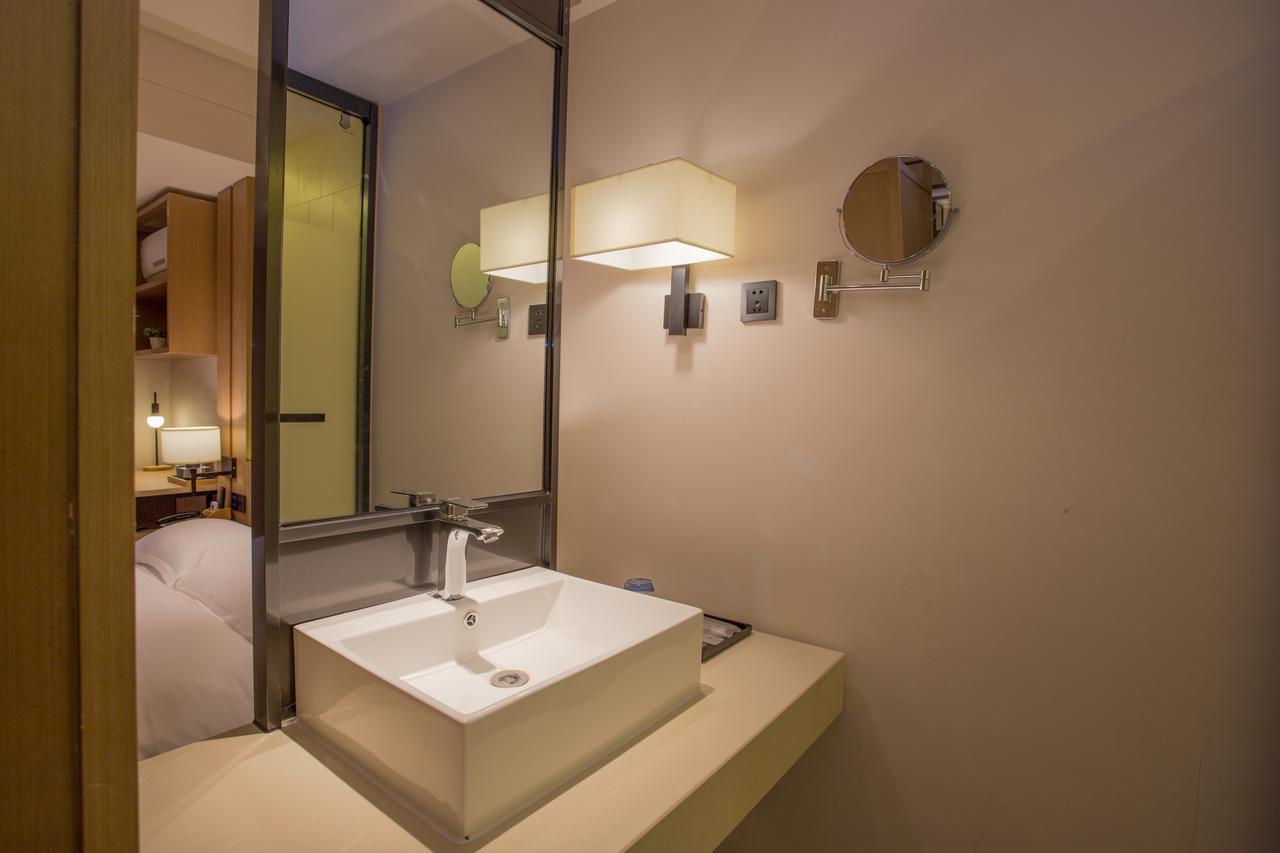 Yat House Hotel Гуанджоу Екстериор снимка