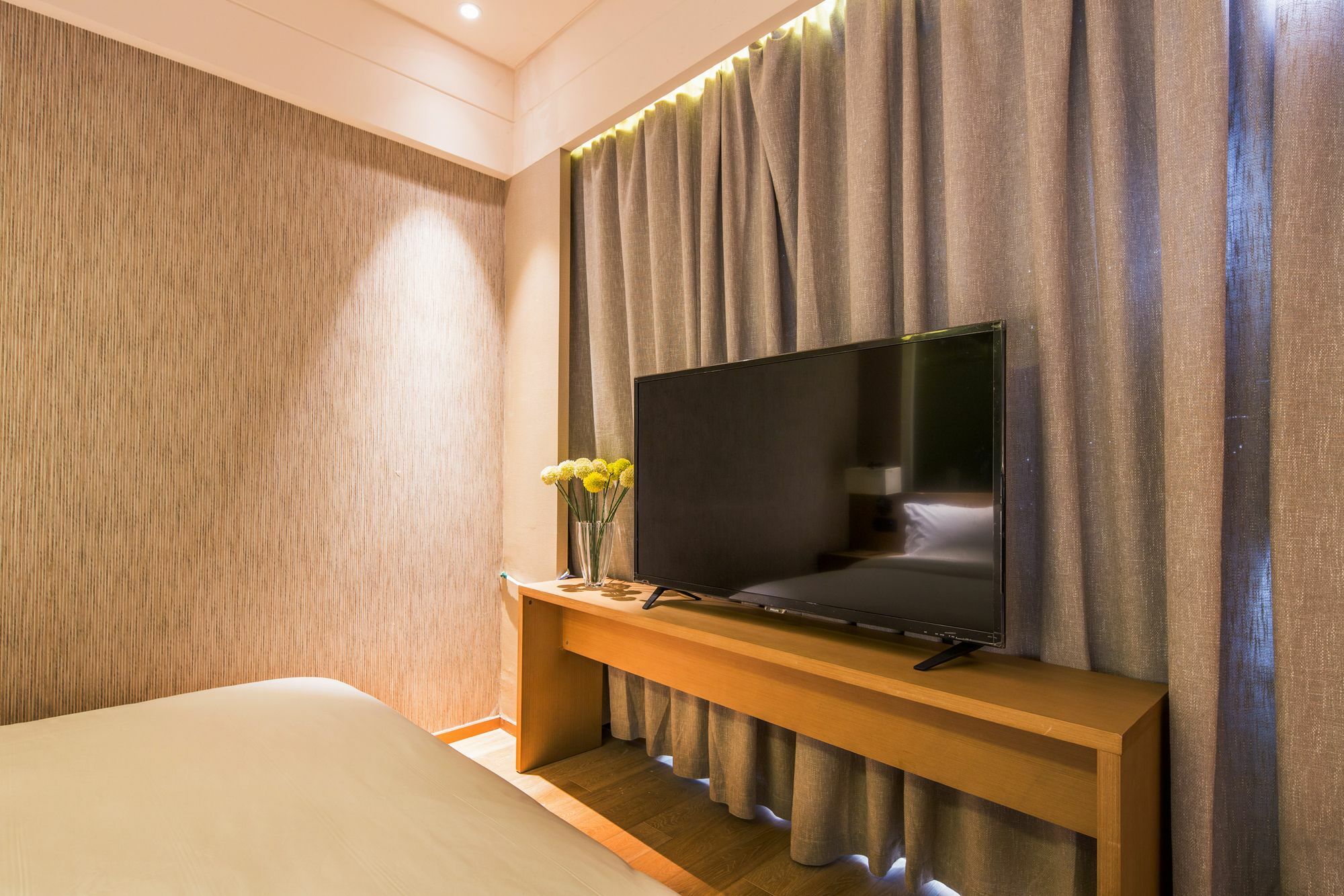 Yat House Hotel Гуанджоу Екстериор снимка